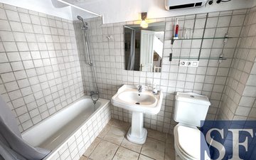 Property slide 11