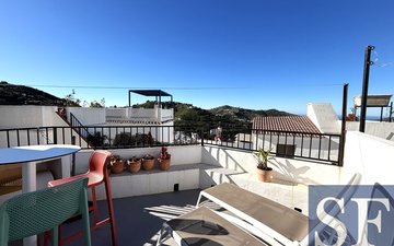 Property slide 14