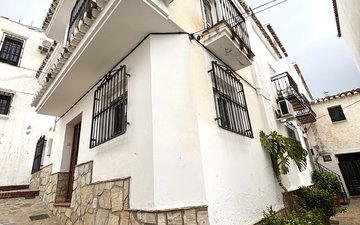 Property slide 20