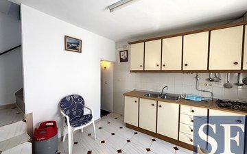 Property slide 6