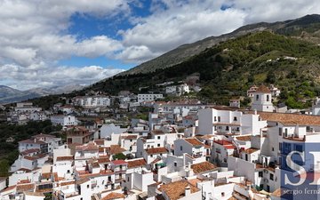 Property slide 20