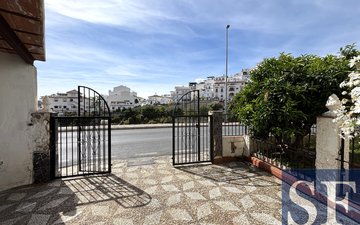Property slide 18