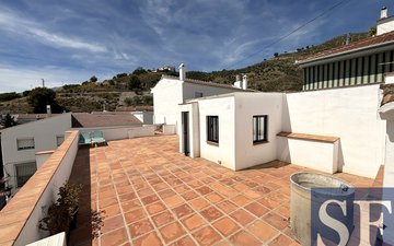 Property slide 16