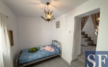 Property slide 11