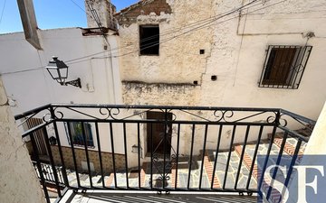Property slide 16