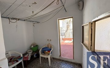 Property slide 17
