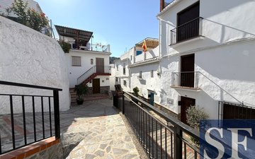 Property slide 20