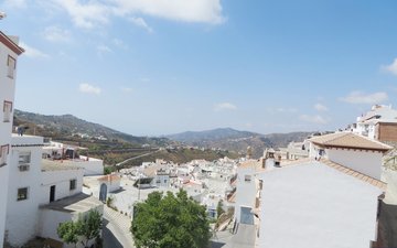 Property slide 10