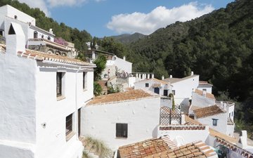 Property slide 11