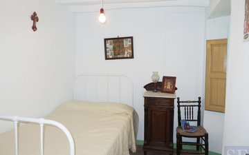 Property slide 5