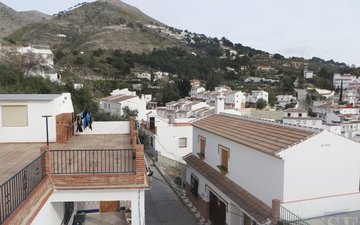 Property slide 12