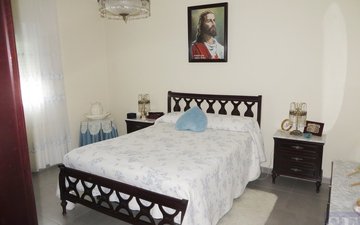 Property slide 8