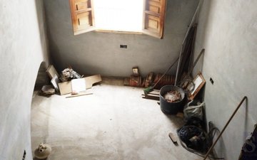 Property slide 5