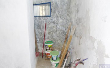 Property slide 7