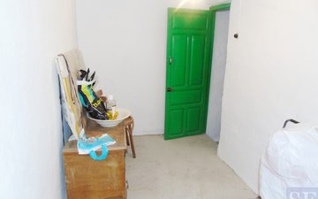 Property slide 9