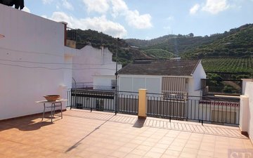 Property slide 10