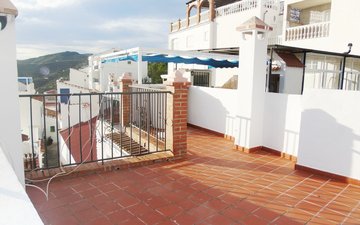 Property slide 17