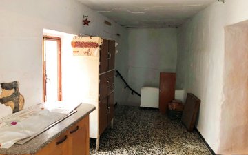 Property slide 10