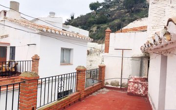Property slide 17