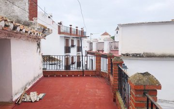 Property slide 18