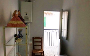Property slide 10