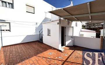 Property slide 17