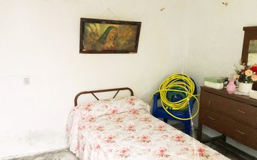 Property slide 11