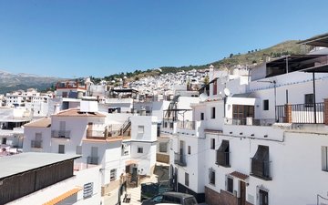 Property slide 20