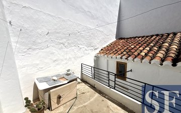 Property slide 19
