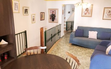 Property slide 10