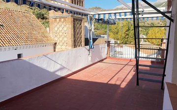 Property slide 17