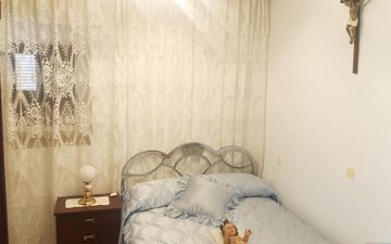 Property slide 4