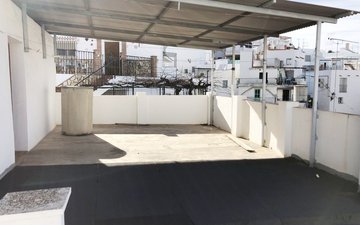 Property slide 17