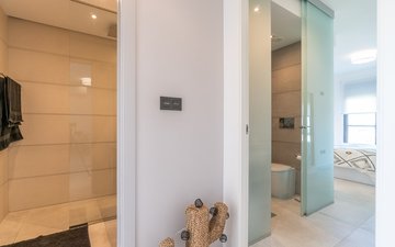 Property slide 17