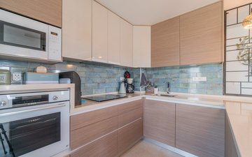 Property slide 21