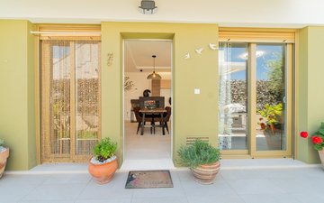 Property slide 4