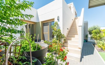 Property slide 10