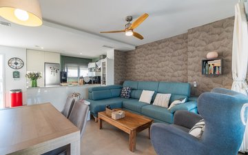 Property slide 16