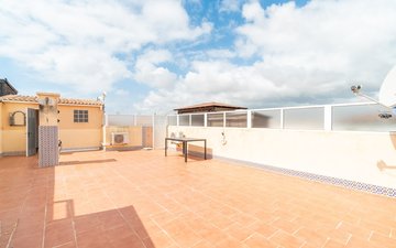 Property slide 28