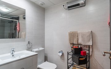 Property slide 22