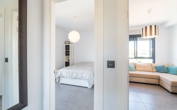 Property slide 25