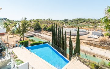Property slide 17