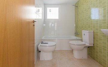 Property slide 16