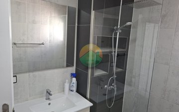 Property slide 10