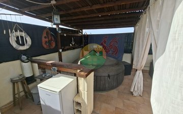 Property slide 21