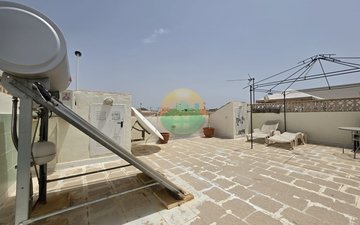 Property slide 21