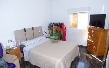 Property slide 14