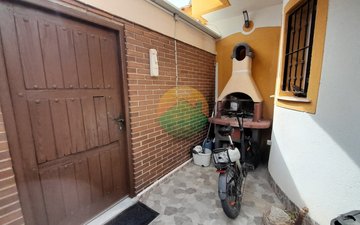 Property slide 25