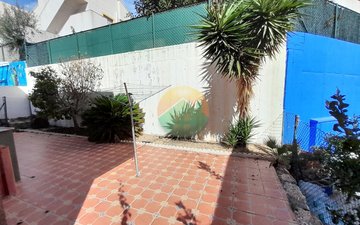 Property slide 15