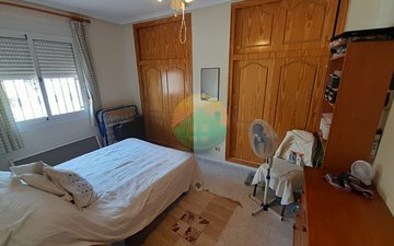 Property slide 20